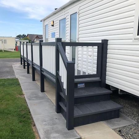Pg177 Golden Palm Resort 8 Berth Caravan With Decking Chapel Saint Leonards Exterior photo